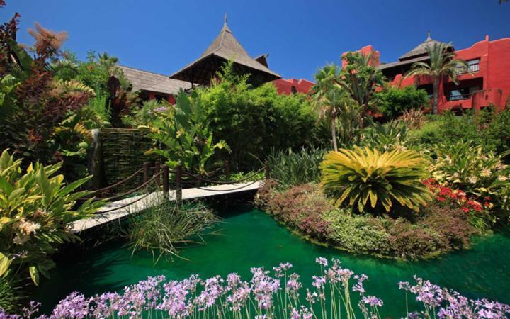 Asia Gardens Hotel & Thai Spa, A Royal Hideaway Hotel Финестрат Экстерьер фото