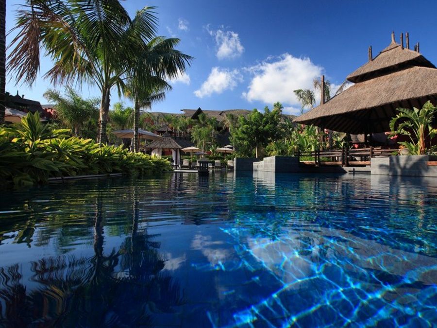 Asia Gardens Hotel & Thai Spa, A Royal Hideaway Hotel Финестрат Экстерьер фото The pool at the Four Seasons Resort